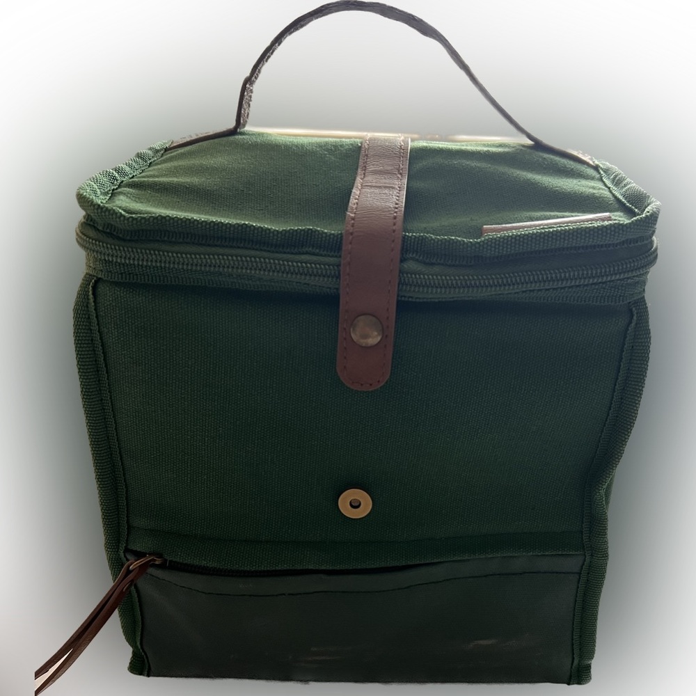 Green lunchbox